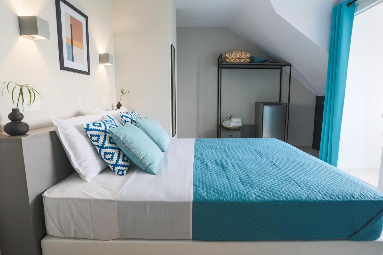 Joya Ofrynio Stylish Suites Ofrinion Luaran gambar